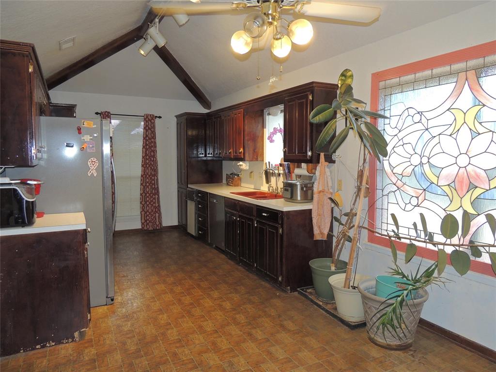 5518 Chimney Rock Road Abilene, TX 79606 - Photo 13 of 29 a spacious bathroom with a sink a large mirror and a shower
