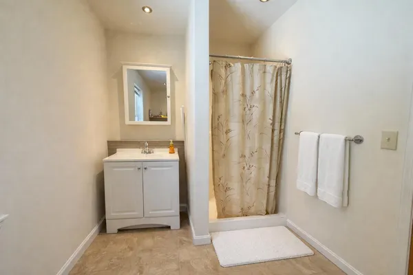 $1,250,000 | 24 Martins Lane, Glenburn, ME 04401