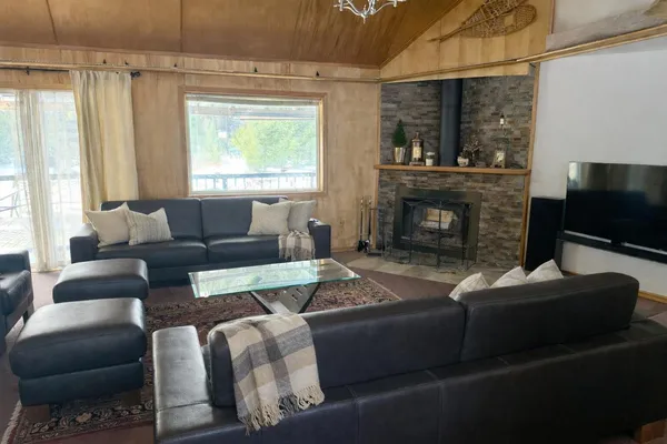 $1,250,000 | 24 Martins Lane, Glenburn, ME 04401