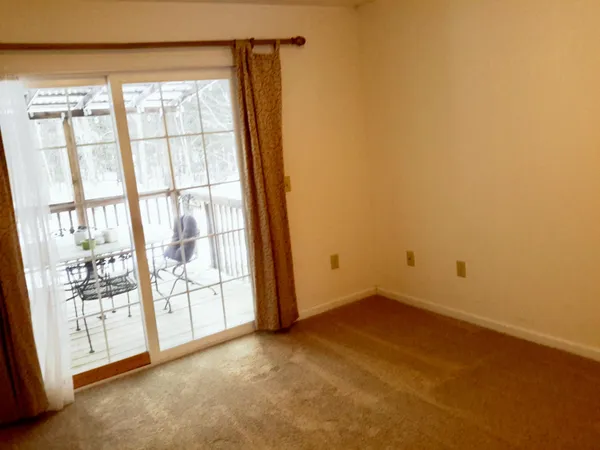 $1,250,000 | 24 Martins Lane, Glenburn, ME 04401