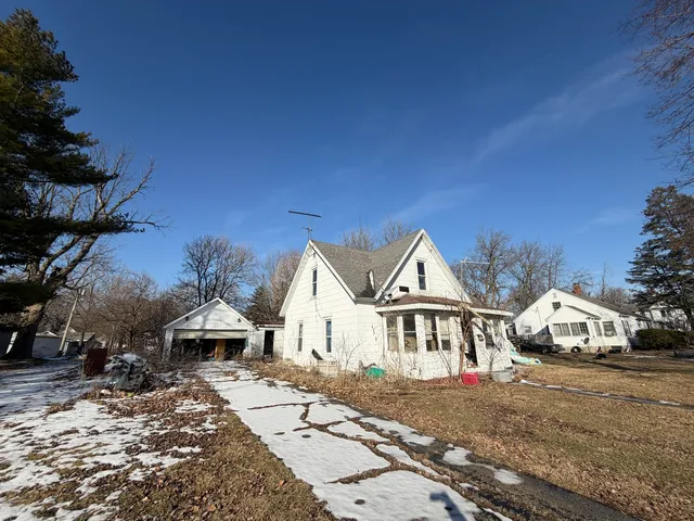 $19,900 | 205 North Hunt Street, Melvin, IL 60952