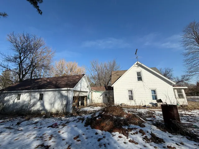 $19,900 | 205 North Hunt Street, Melvin, IL 60952