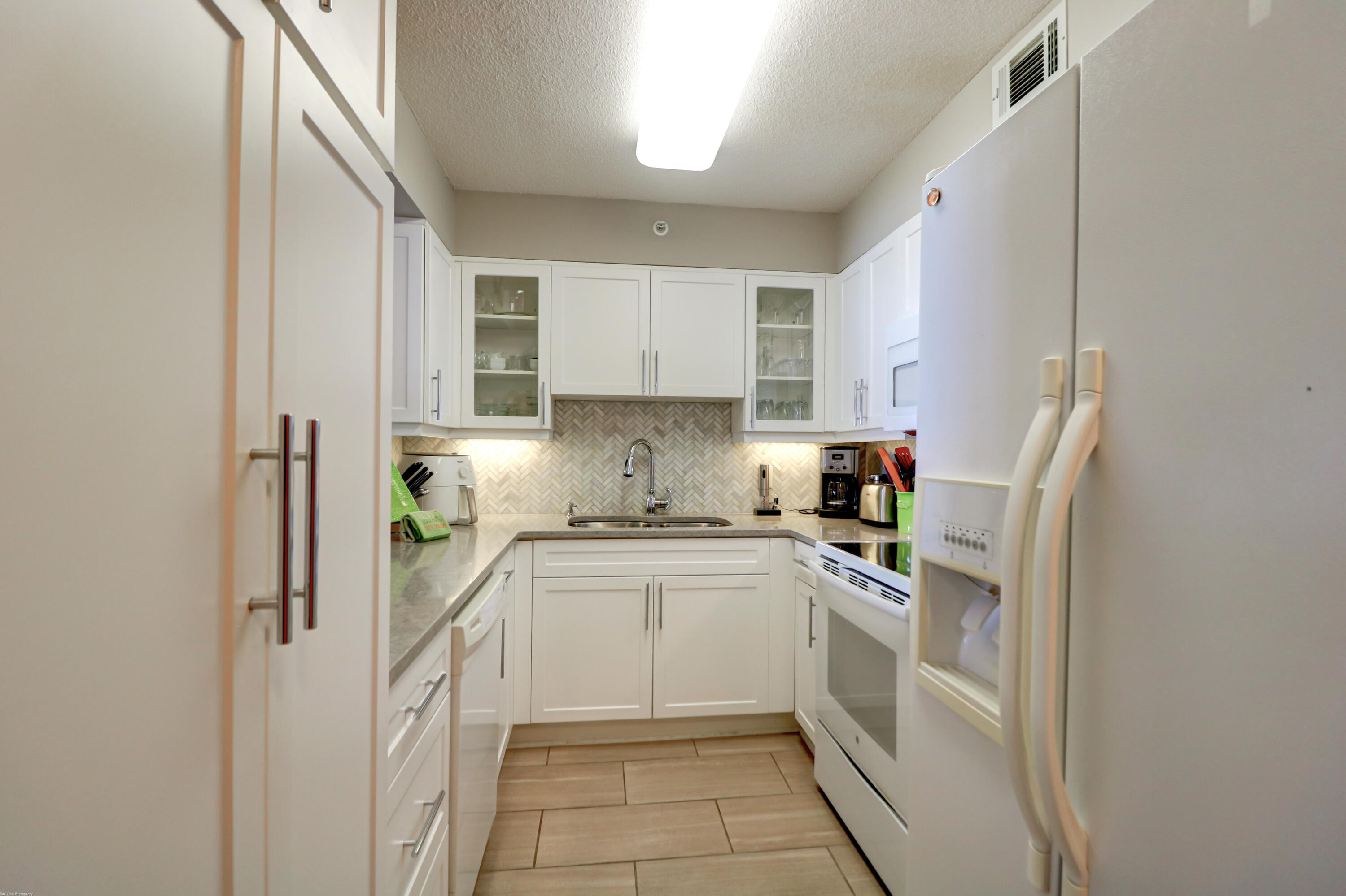 2395 Folly Road, Unit 2C Folly Beach, SC 29439 - Photo 8 of 64 2C Kitchen