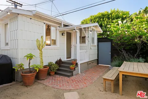$2,695,000 | Undisclosed Address, Venice, CA 90291