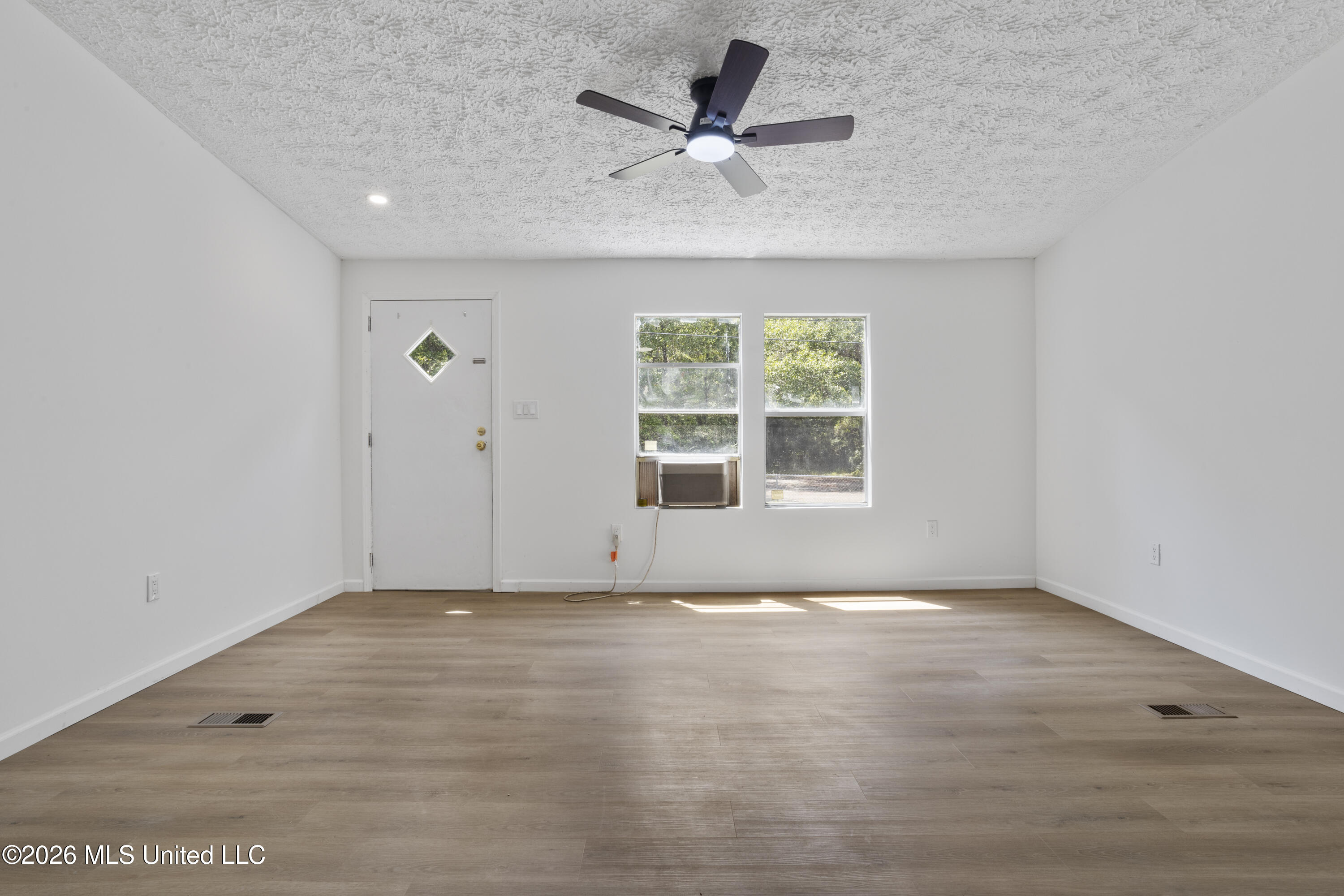 7376 Longridge Road Long Beach, MS 39560 - Photo 5 of 39 00005