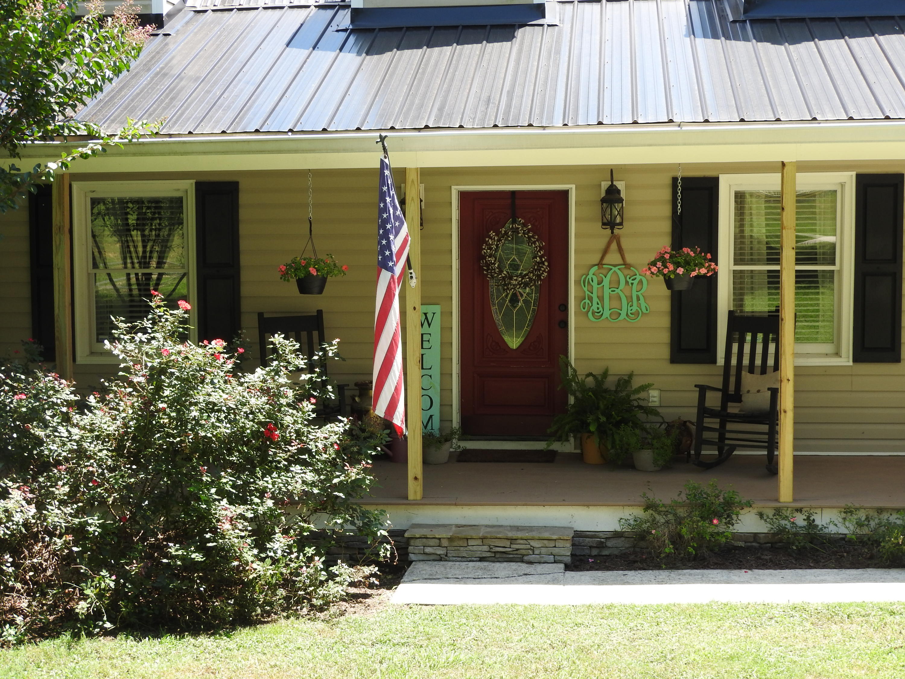 161 Potter Place Road Northwest Charleston, TN 37310 - Photo 2 of 53 FRONT DOOR