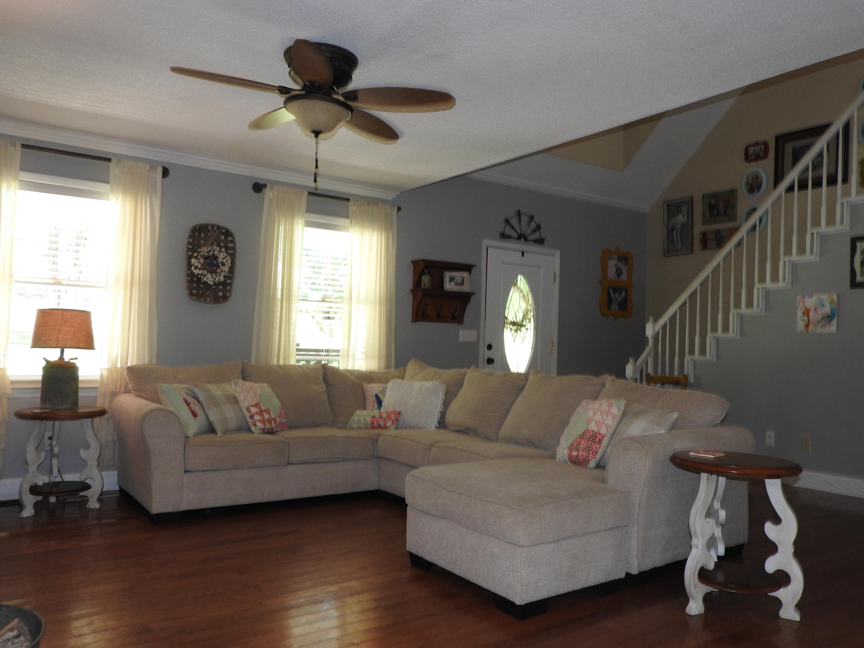 161 Potter Place Road Northwest Charleston, TN 37310 - Photo 6 of 53 LIVING ROOM