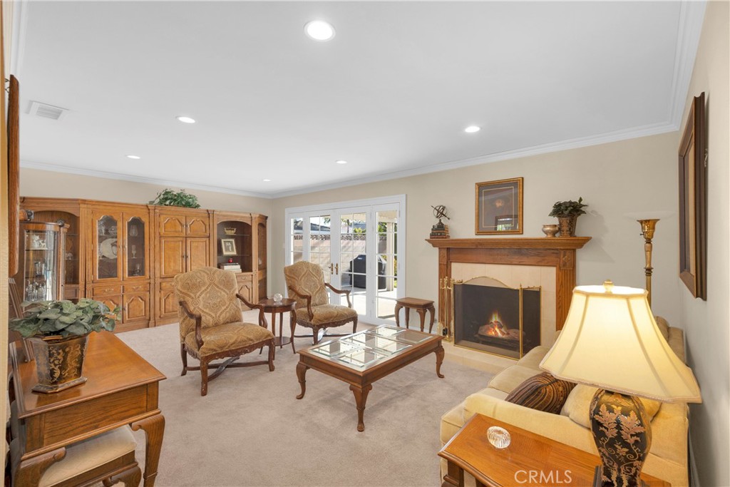 12111 Reagan Street Los Alamitos, CA 90720 - Photo 5 of 35