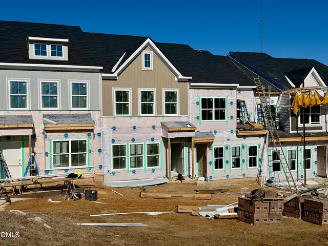 $275,148 | 108 Silver Fir Lane, Unit 238, Garner, NC 27529