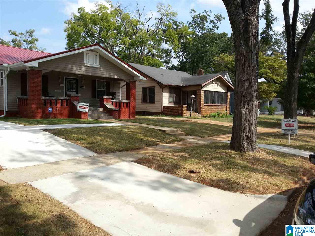 1149 15th Place Southwest Birmingham, AL 35211 - Photo 2 of 16