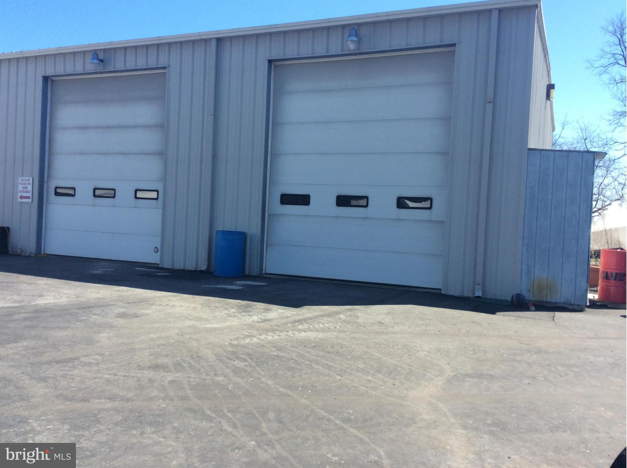 123 Little Neck Road Stevensville, MD 21666 - Photo 16 of 29 2 12'x14' Doors