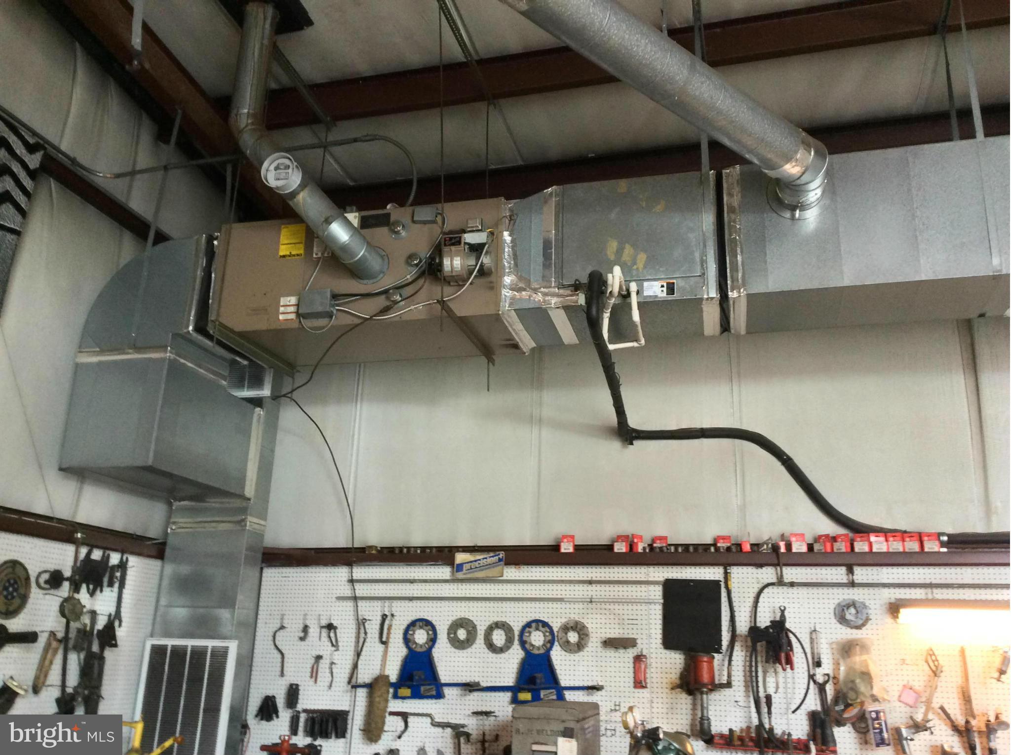 123 Little Neck Road Stevensville, MD 21666 - Photo 19 of 29 HVAC in Work Shop, work year round