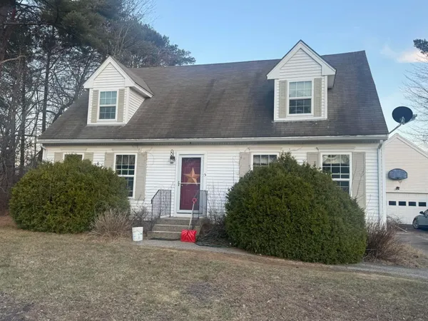 $499,000 | 5 Sullivan Drive, Dover, NH 03820