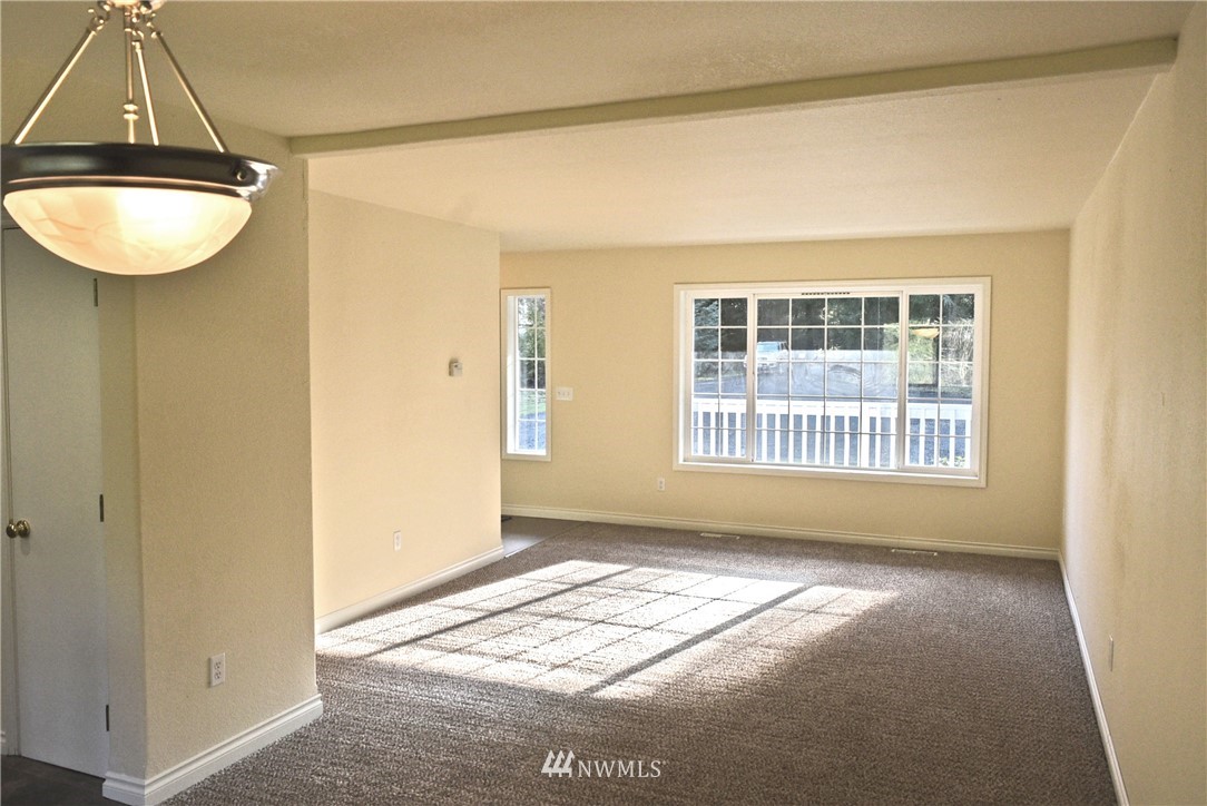 12831 Koeppen Road Southeast Rainier, WA 98576 - Photo 12 of 24 Gallery Image 12