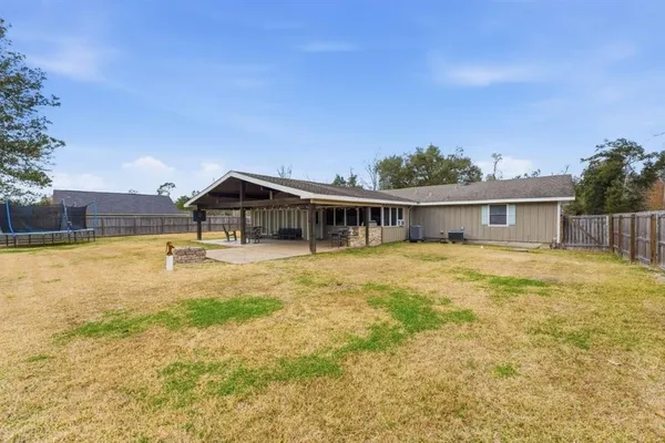 $279,000 | 2012 Jennifer Lane, Sulphur, LA 70665