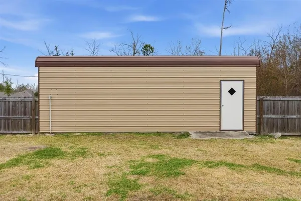 $279,000 | 2012 Jennifer Lane, Sulphur, LA 70665