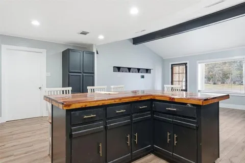 $289,000 | 2012 Jennifer Lane, Sulphur, LA 70665