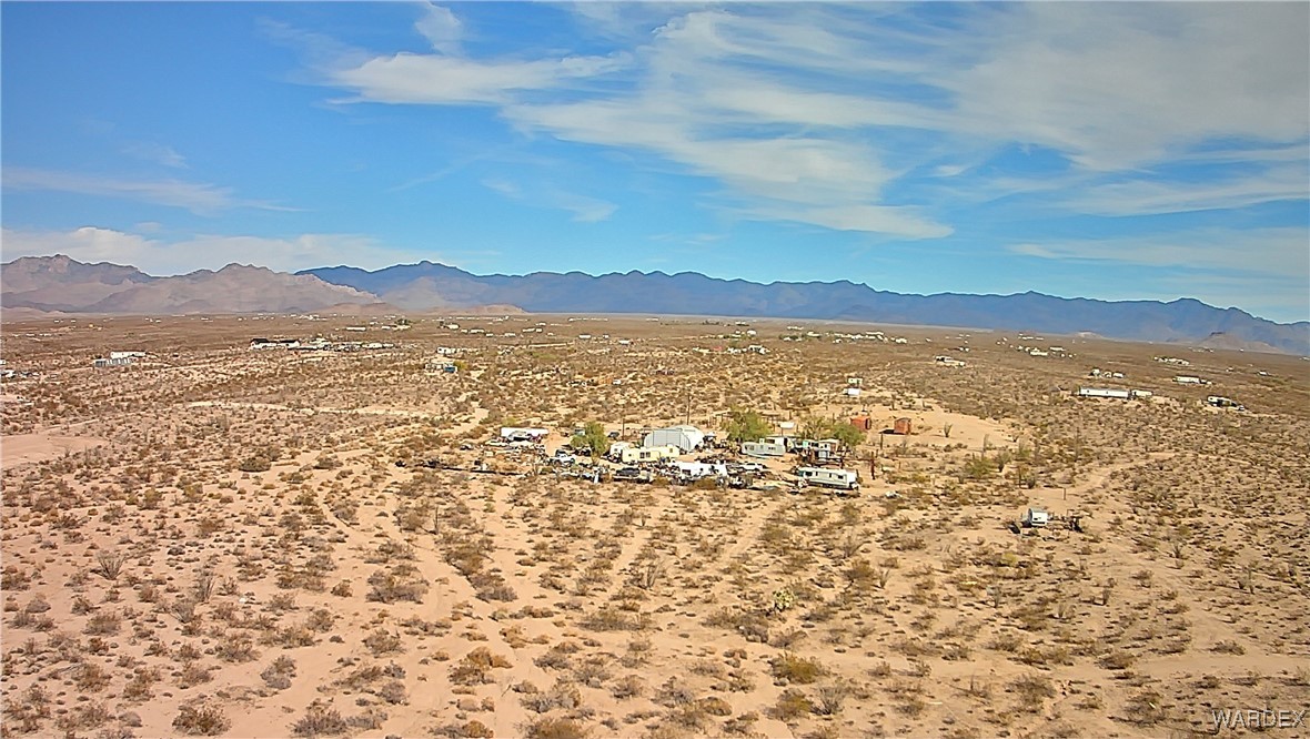 14355 Anegam Road Yucca, AZ 86438 - Photo 6 of 16 View