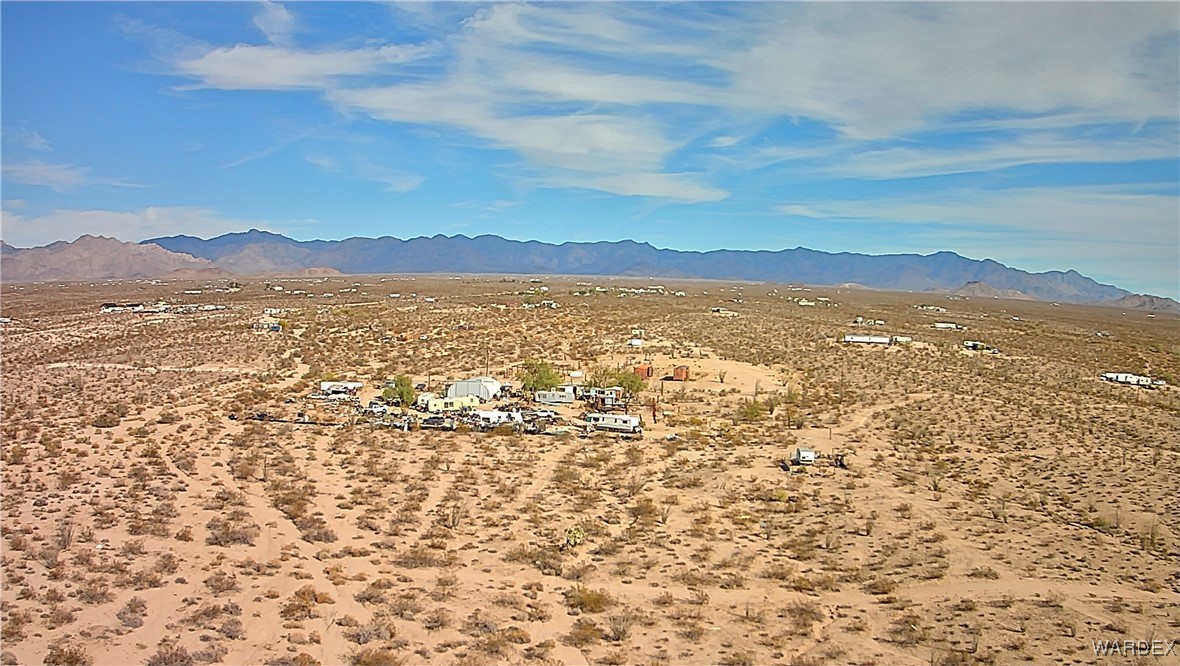 14355 Anegam Road Yucca, AZ 86438 - Photo 7 of 16 View