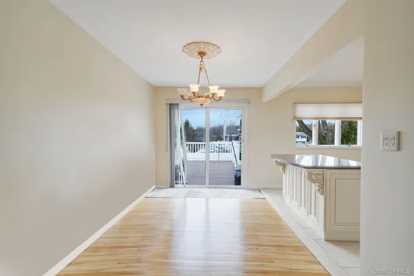 $739,000 | 70 Boulevard Avenue, West Islip, NY 11795