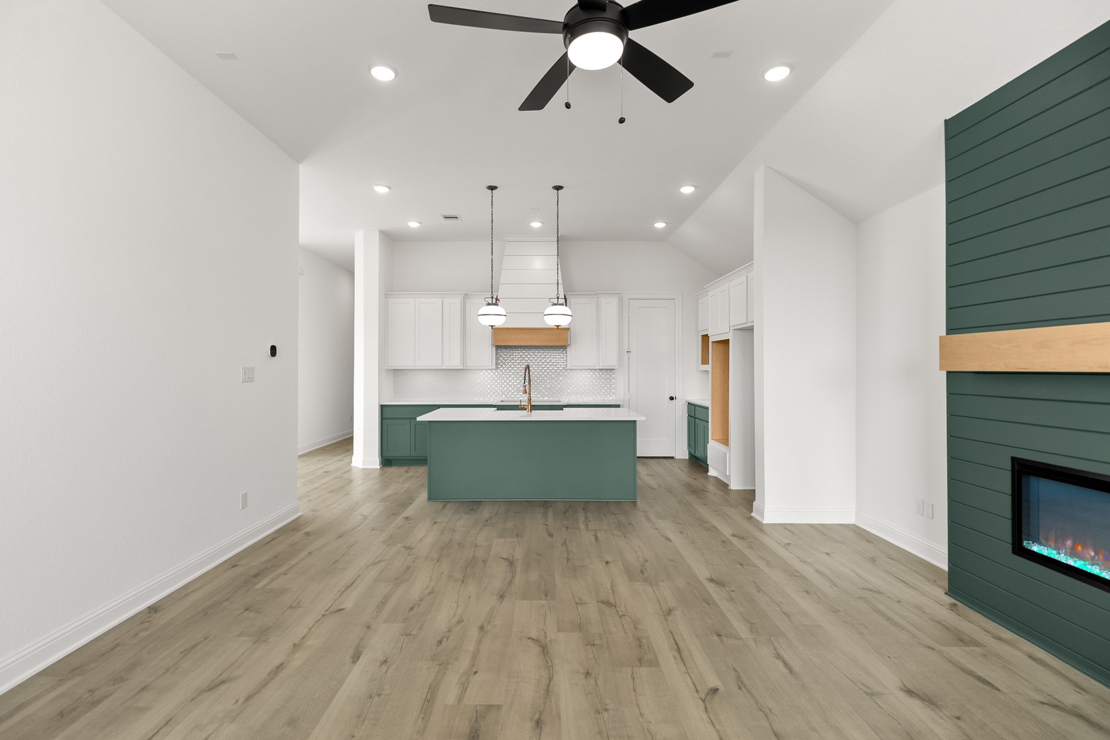 18815 Wild Raspberry Drive Hockley, TX 77447 - Photo 13 of 29 Family Room