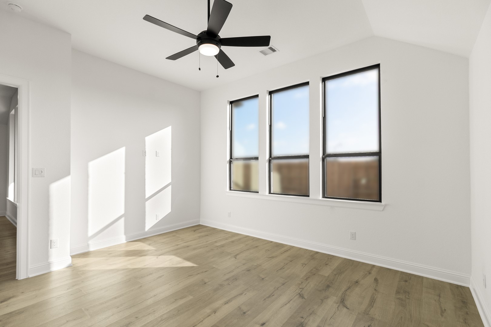 18815 Wild Raspberry Drive Hockley, TX 77447 - Photo 18 of 29 Primary Bedroom