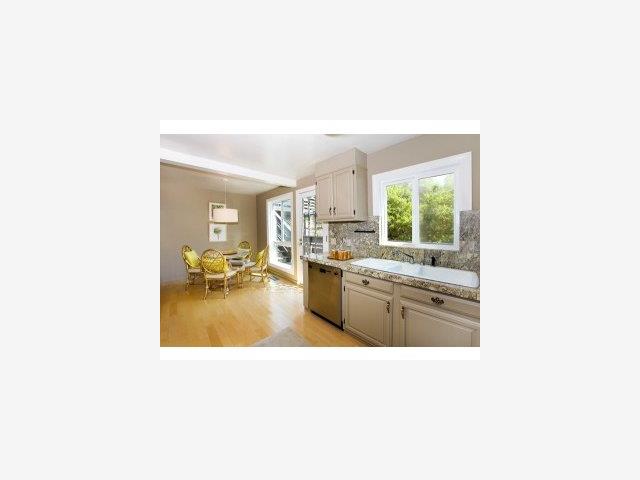 85 Sandra Road Hillsborough, CA 94010 - Photo 7 of 9