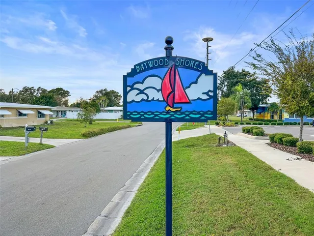 $425,000 | 560 Baywood Drive South, Dunedin, FL 34698