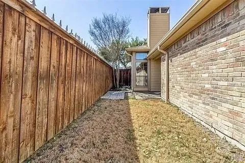 a view of a pathway of a building