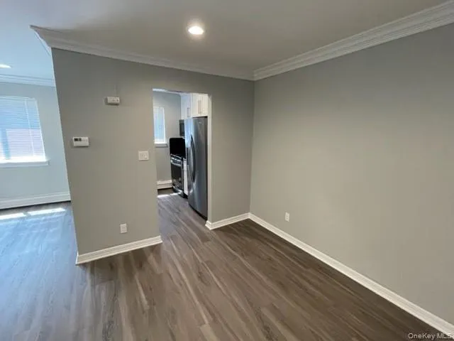 $2,895 | 91 South Clinton Avenue, Unit 8B, Bay Shore, NY 11706