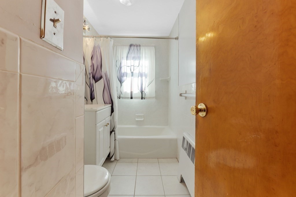 13 Albert Park Everett, MA 02149 - Photo 8 of 24