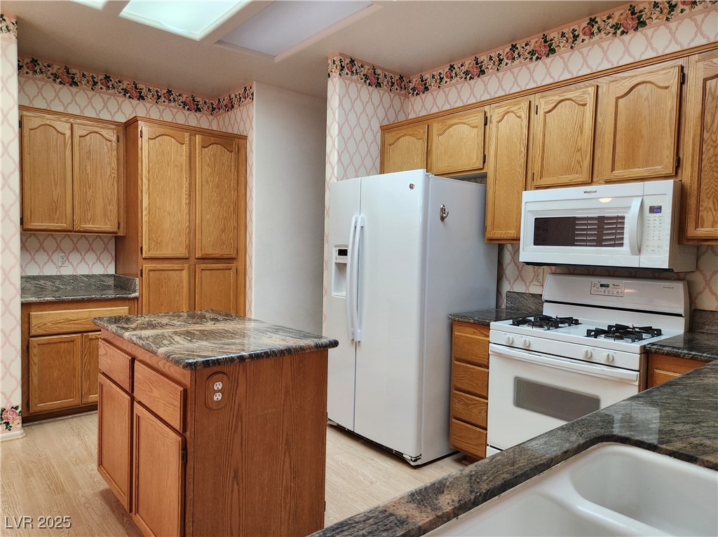 3381 Partridge Run Street Laughlin, NV 89029 - Photo 8 of 24