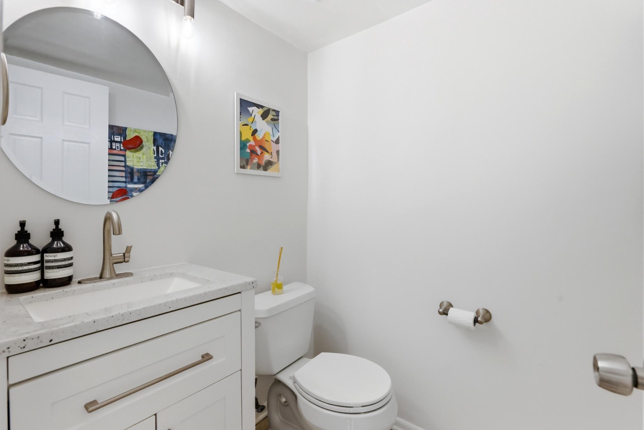 2260 Covent Gardens Court Reston, VA 20191 - Photo 17 of 42 Fully updated main-level bathroom