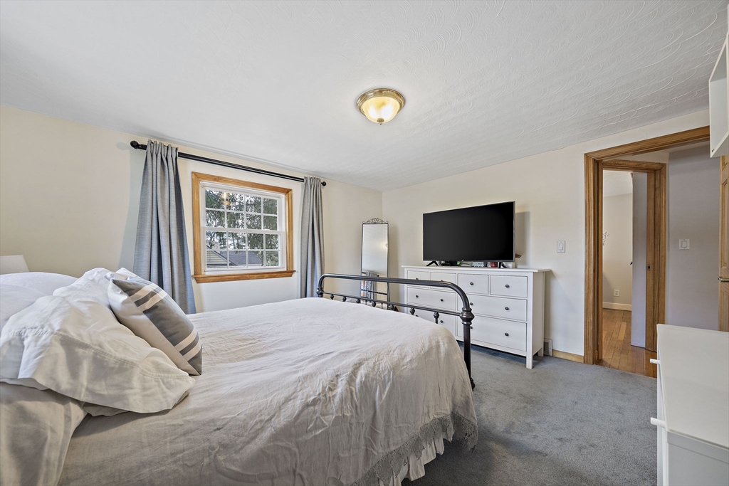 95 Oriole Road, Unit 95 Stoughton, MA 02072 - Photo 16 of 32