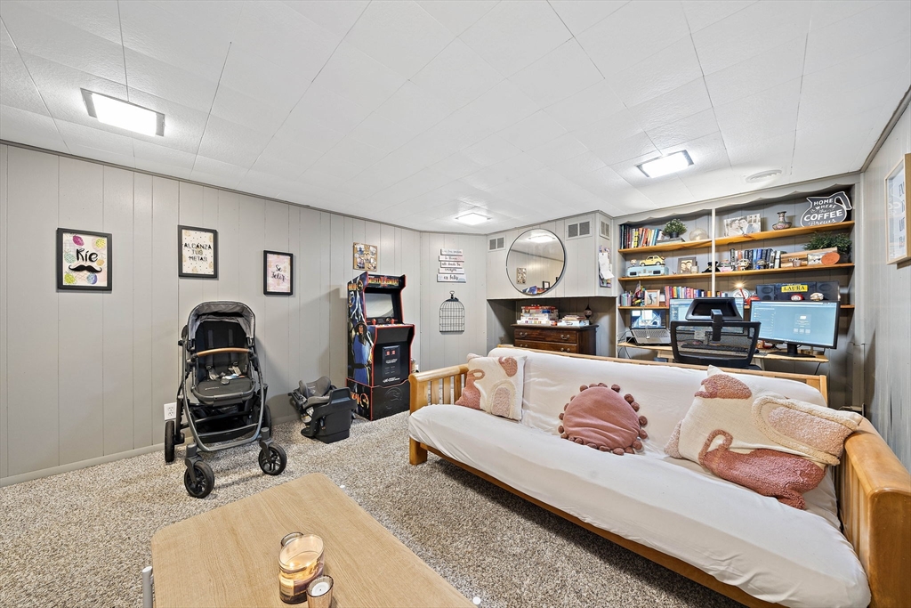 95 Oriole Road, Unit 95 Stoughton, MA 02072 - Photo 21 of 32