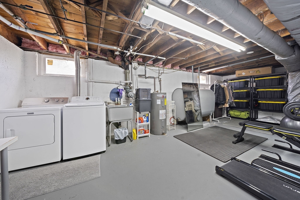 95 Oriole Road, Unit 95 Stoughton, MA 02072 - Photo 23 of 32