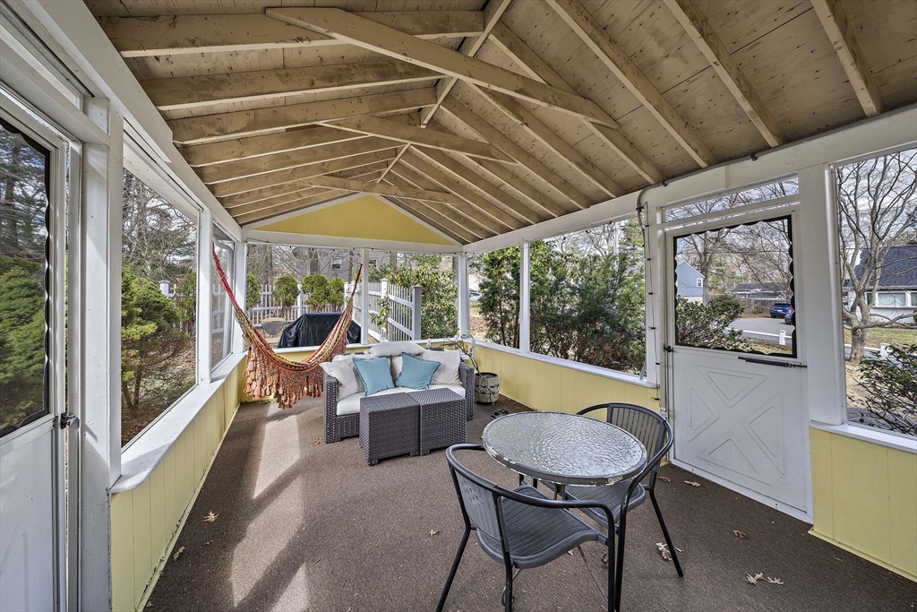 95 Oriole Road, Unit 95 Stoughton, MA 02072 - Photo 27 of 32