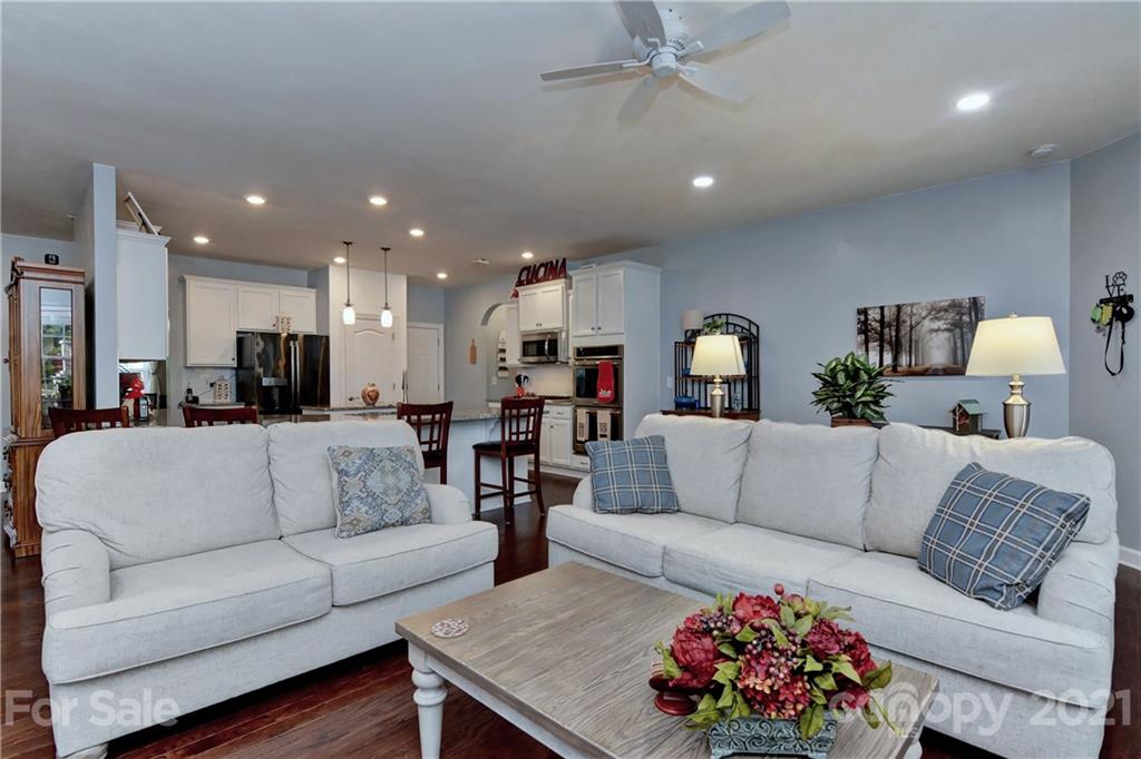 4978 Samoa Ridge Drive Lancaster, SC 29720 - Photo 19 of 38 a living room with furniture and a couch