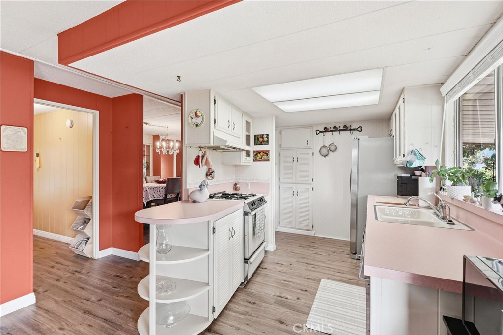 14851 Jeffrey Road, Unit 192 Irvine, CA 92618 - Photo 17 of 56 Gallery Image 17