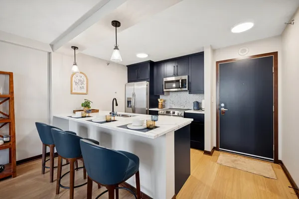 $1,995 | 433 South 7th Street, Unit 1919, Minneapolis, MN 55415