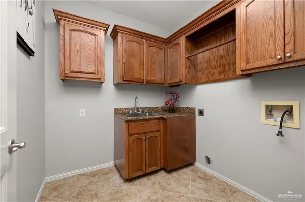 $3,500 | 109 Palm Valley Circle, Harlingen, TX 78552