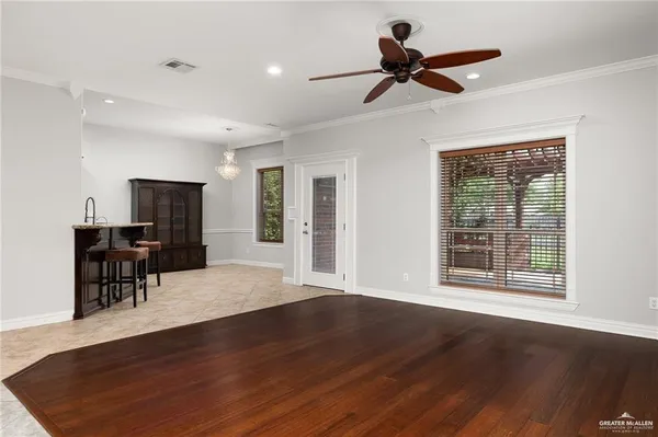 $3,500 | 109 Palm Valley Circle, Harlingen, TX 78552