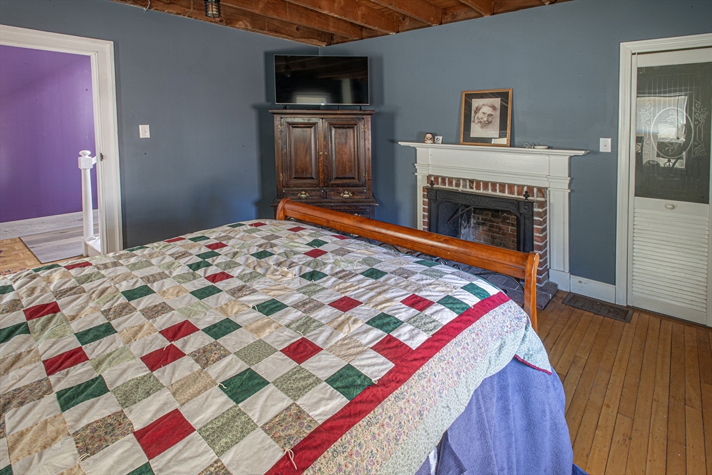 31 Goshen Road Williamsburg, MA 01096 - Photo 16 of 21