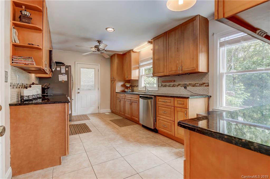 431 Boyce Road Charlotte, NC 28211 - Photo 14 of 48 Gallery Image 14