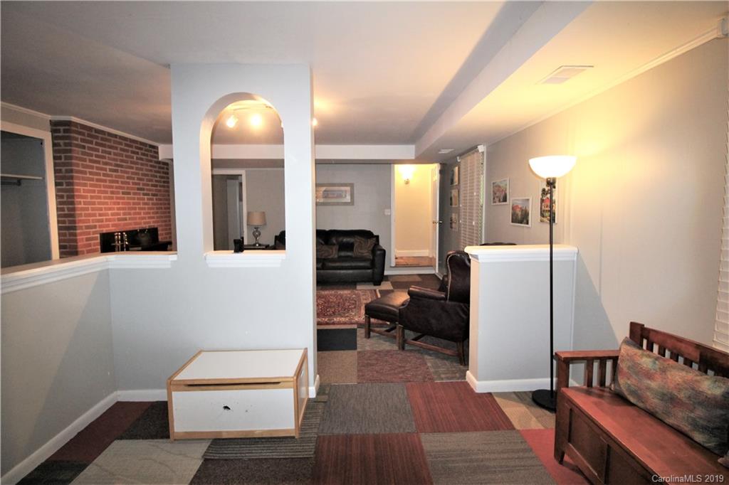 431 Boyce Road Charlotte, NC 28211 - Photo 33 of 48 Gallery Image 33