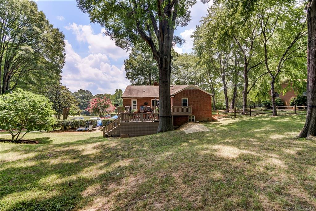 431 Boyce Road Charlotte, NC 28211 - Photo 35 of 48 Gallery Image 35