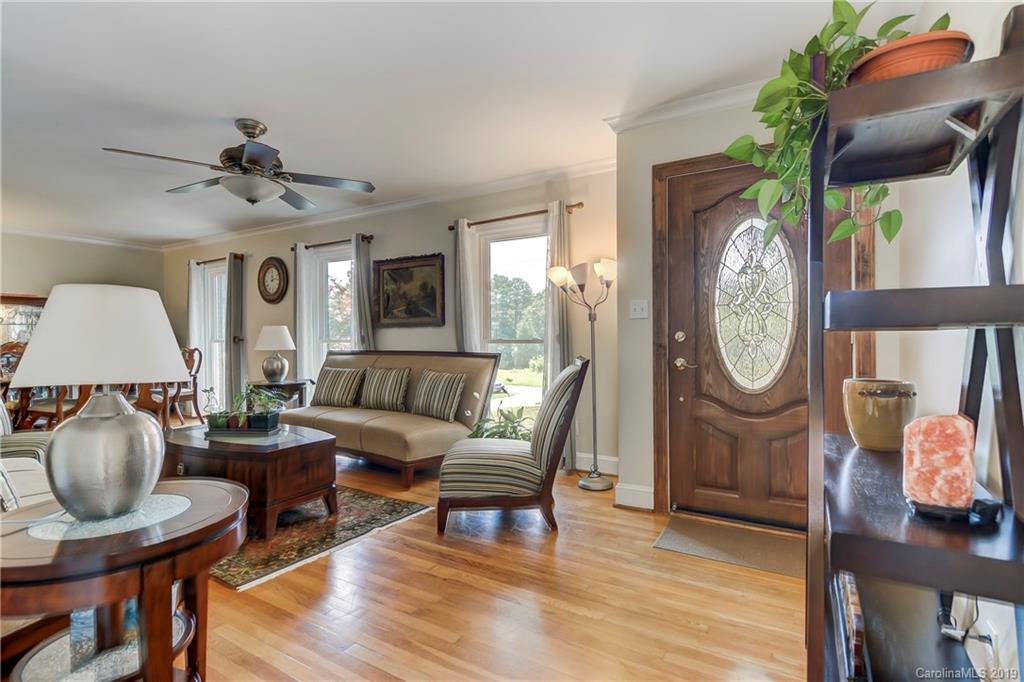 431 Boyce Road Charlotte, NC 28211 - Photo 10 of 48 Gallery Image 10