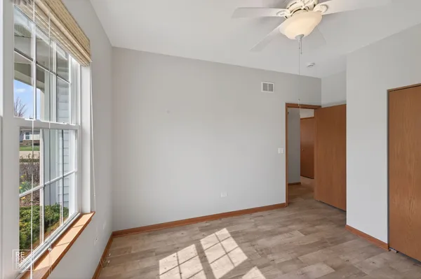 $270,000 | 16501 Buckner Pond Way, Unit 16501, Crest Hill, IL 60403