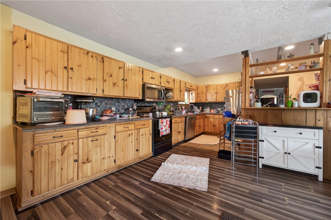 52 Milo Street Torrey, NY 14441 - Photo 8 of 36