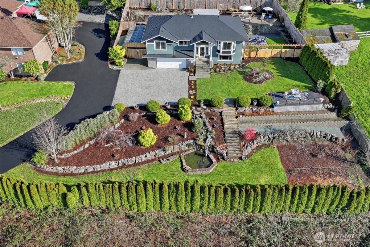 303 Vernon Road Lake Stevens, WA 98258 - Photo 4 of 40 Gallery Image 4